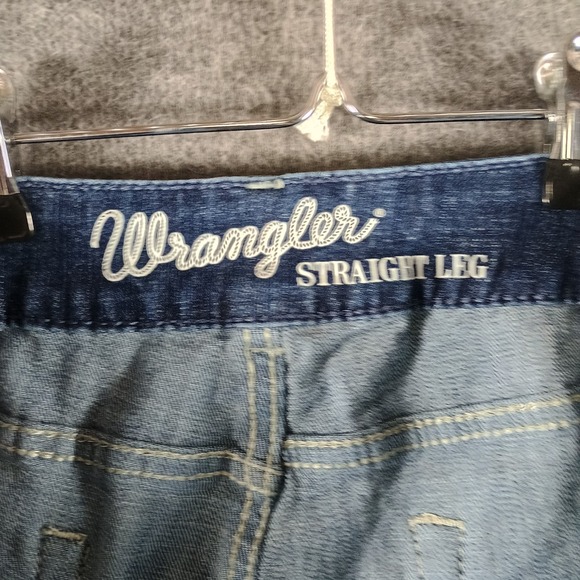 Wrangler Mid Rise Straight Leg Jeans Womens 17/18x34 Medium Wash Blue - Picture 4 of 11
